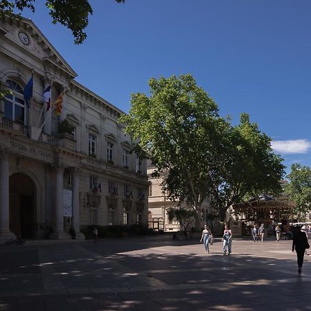 Le Central Avinhão Exterior foto